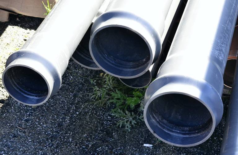 Трубы нпвх — применение в системах канализации, особенности, монтаж