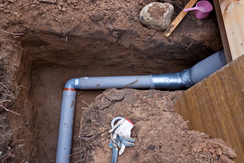 Труба для водопровода пластиковая в землю: какую лучше использовать для укладки, водопроводная для прокладки, как правильно соединять