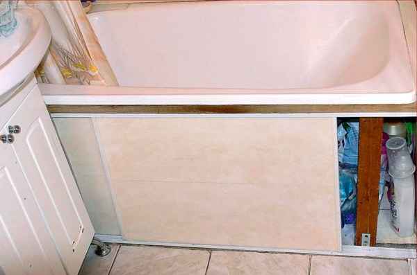 Нижняя панель для ванны. Экран под ванну. Экран под ванну ПВХ. Дверки под ванной. Экран под ванну из панелей ПВХ.